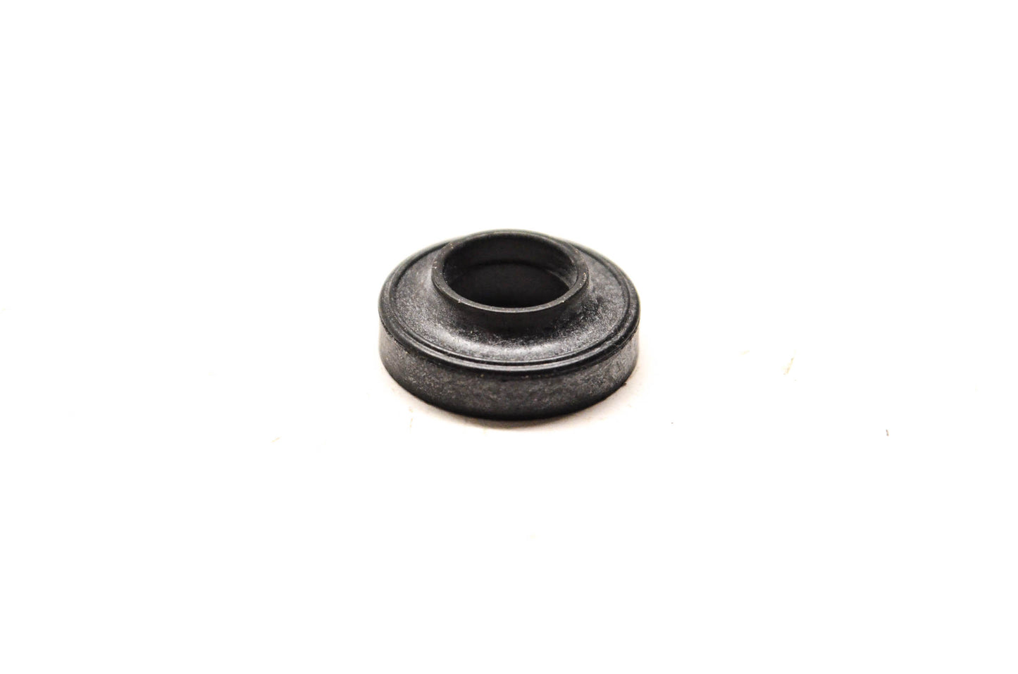 New OEM Yamaha 4KG-1111G-00-00 Rubber Mount NOS
