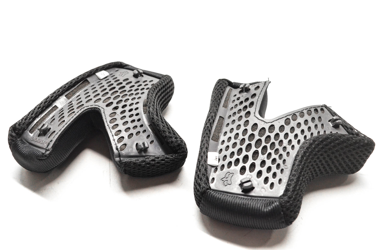 Fox 91319-001 Cheek Pads NOS