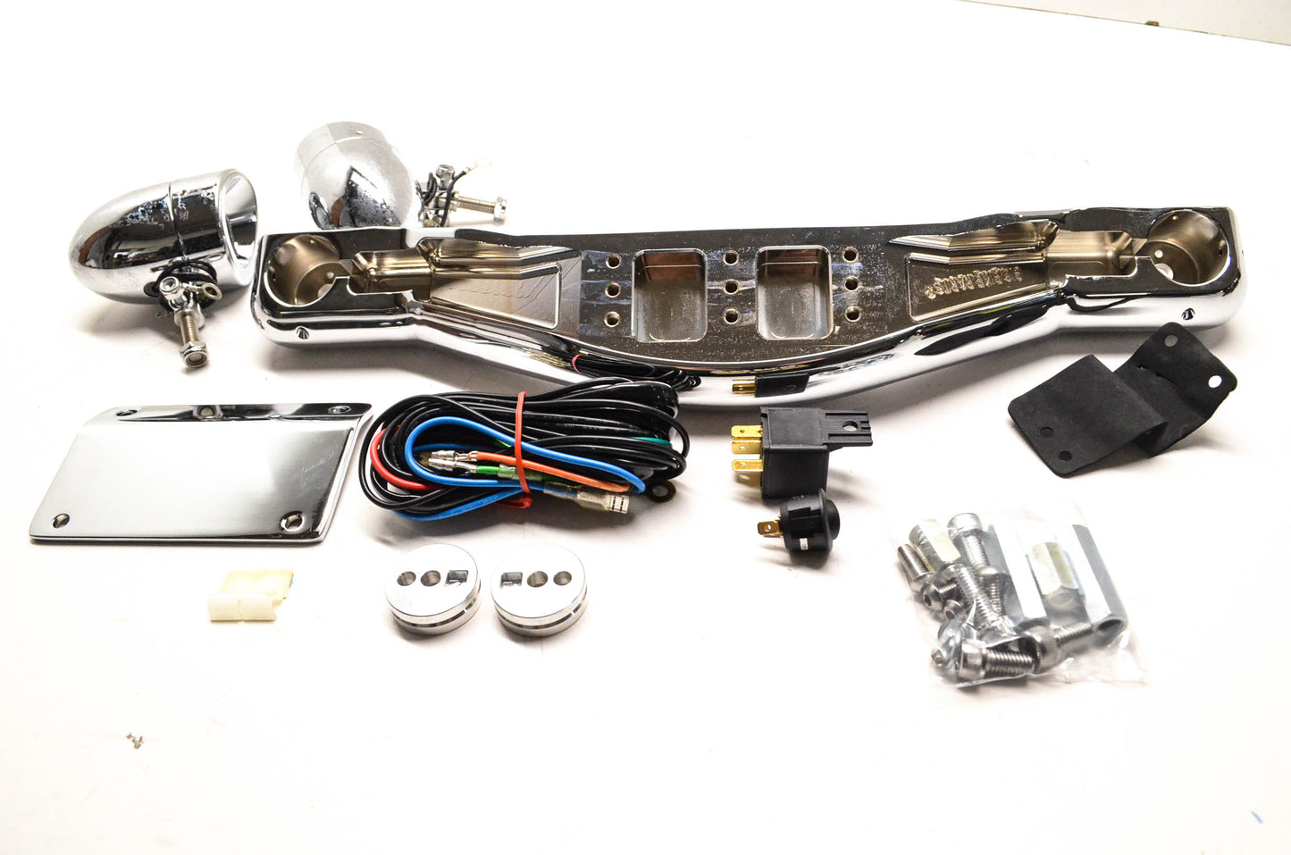 Show Chrome 55-122 Driving Light Kit NOS