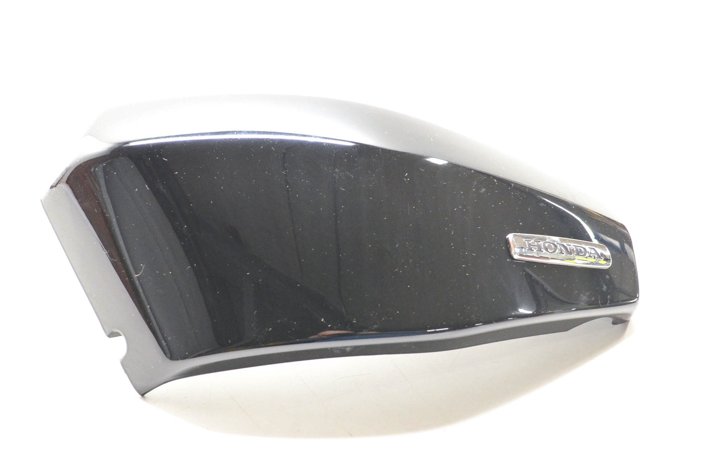 New OEM Honda 83620-MEM-670ZA Side Cover Left NOS