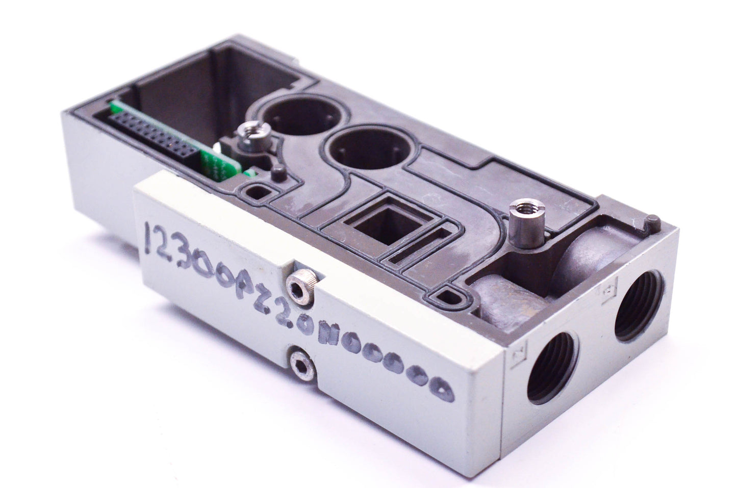 Numatics 12300PZ2ON00000 Blank Station Assembly NOS