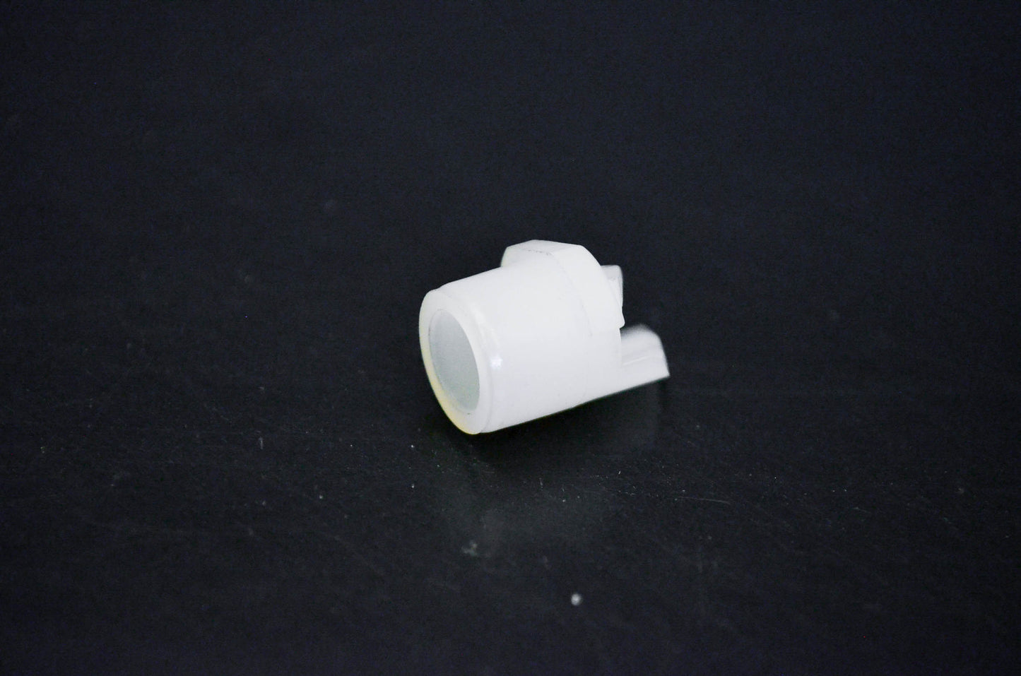 New OEM Stihl 1121-647-7000 Oiler Plug Cap NOS