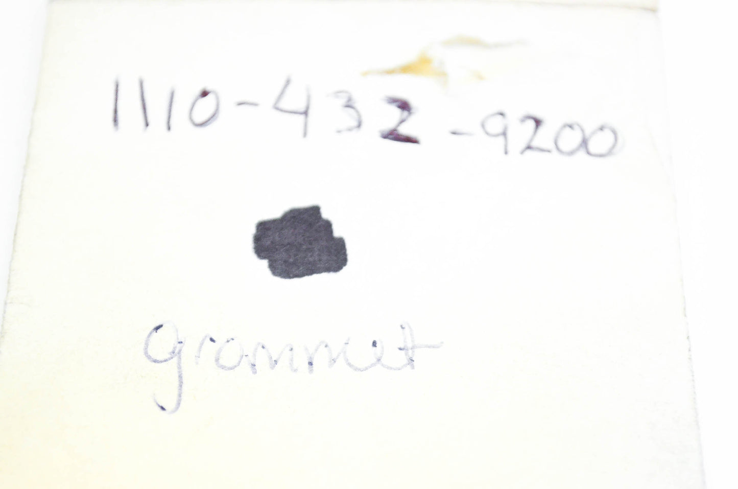 New OEM Stihl 1110-432-9200 Grommet NOS