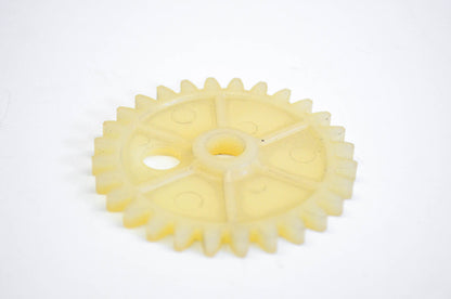 New OEM Stihl 1113-647-1810 Oil Pump Gear NOS