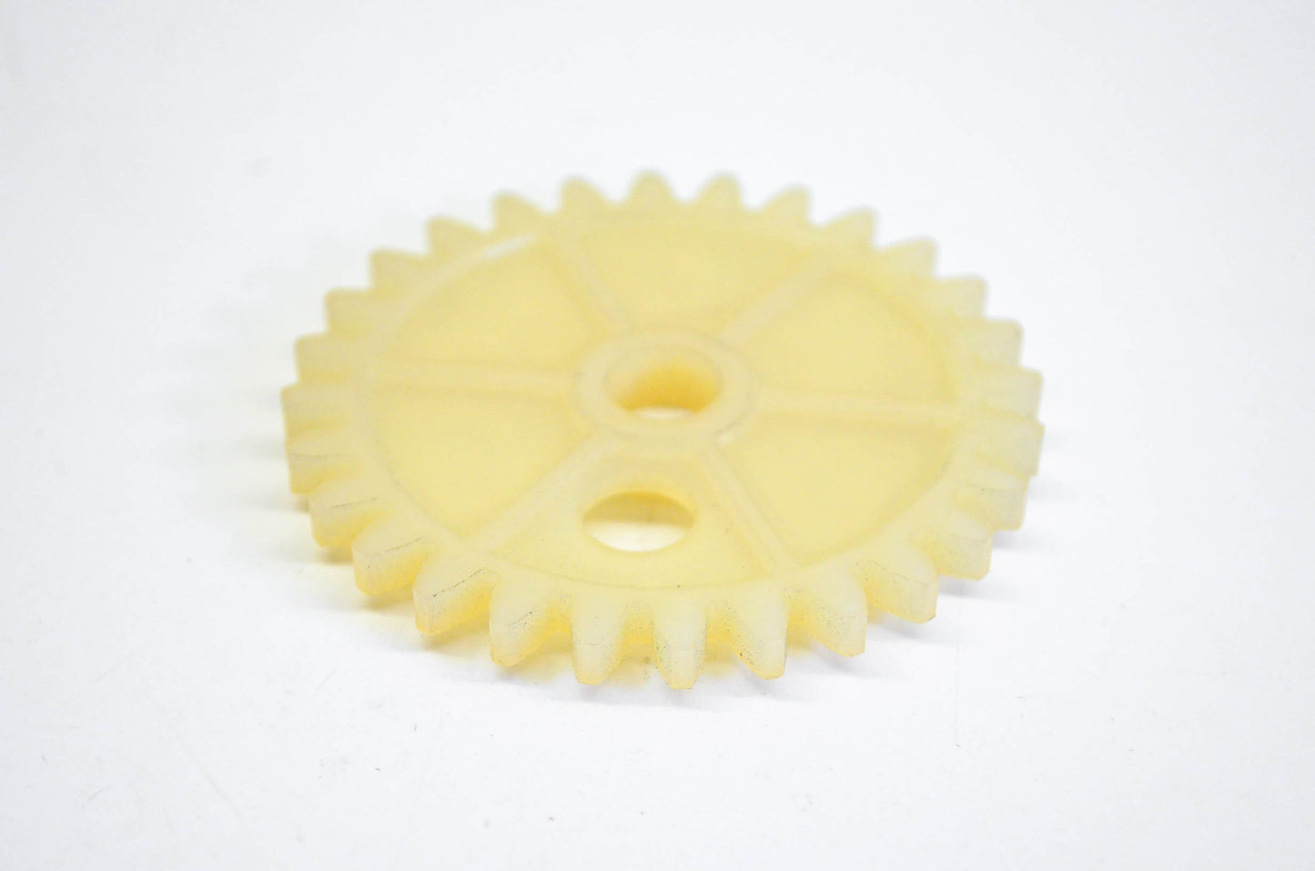 New OEM Stihl 1113-647-1810 Oil Pump Gear NOS