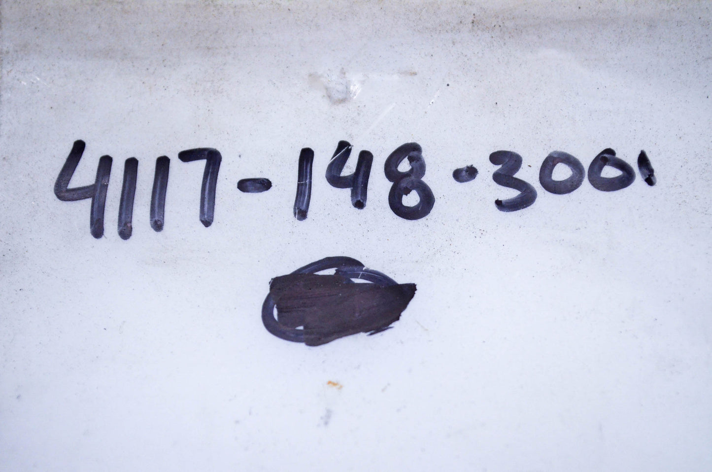 New OEM Stihl 4117-148-3001 End Plate NOS