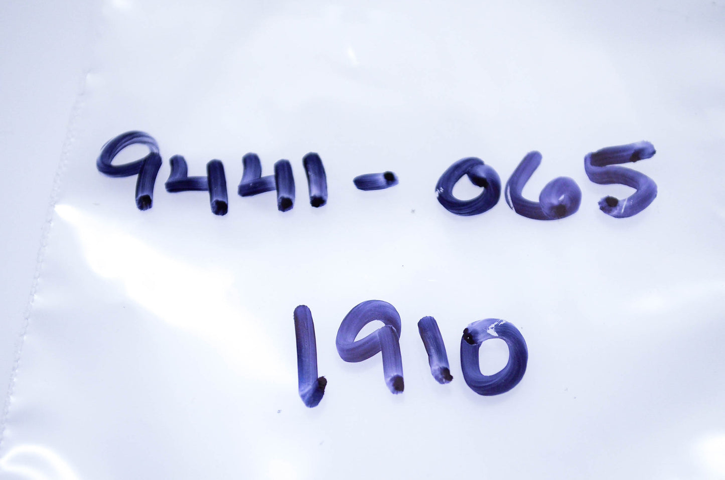 New OEM Stihl 9441-065-1910 Round Head Rivet NOS