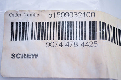New OEM Stihl 9074-478-4425, RIBE 115 Screw NOS
