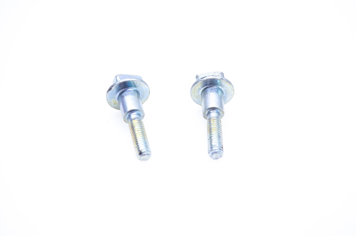 New OEM Stihl 1124-084-8700 Collar Screw Qty 2 NOS