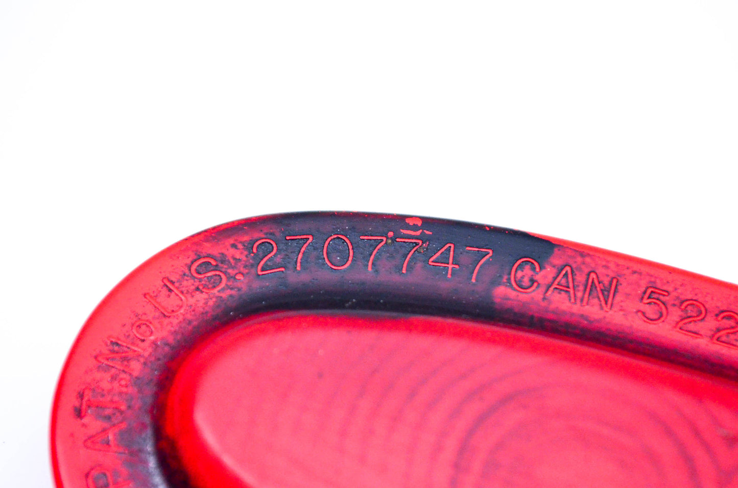 BETTS MACH CO 2707747, CAN 522093, S-200 PAT NoUS Turn Signal Side Marker Lens
