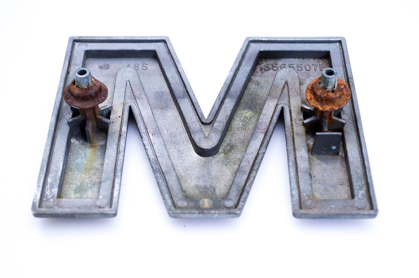 GMC 15565507, 15565507B Letter - M