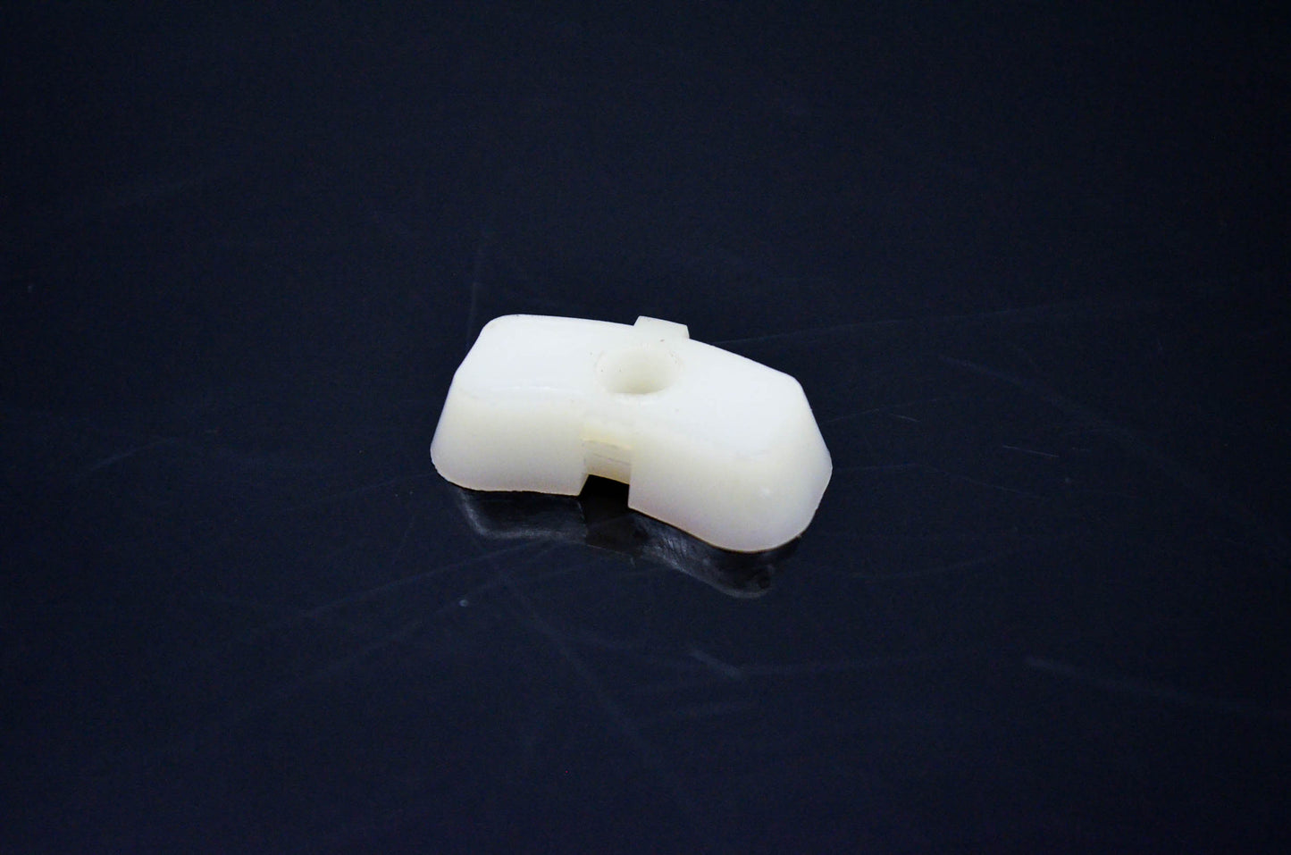 New OEM Stihl 1113-404-8700 Fly Wheel Plug NOS