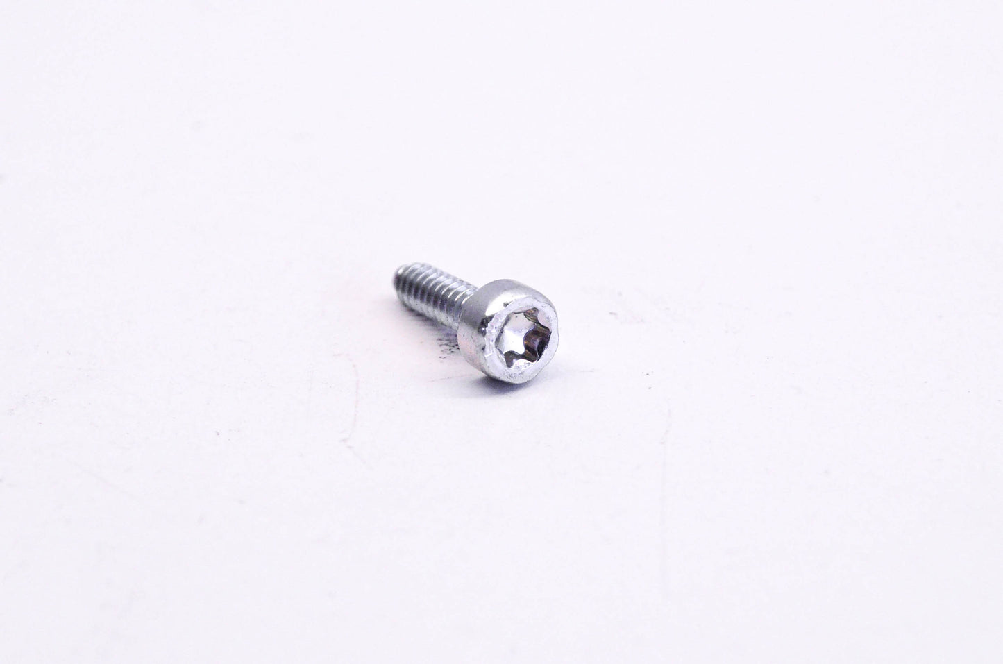 New OEM Stihl 9075-478-3015 Self Tapping Pan Head Spline Screw NOS