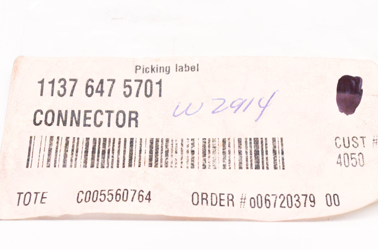 New OEM Stihl 1137-647-5701 Connector NOS