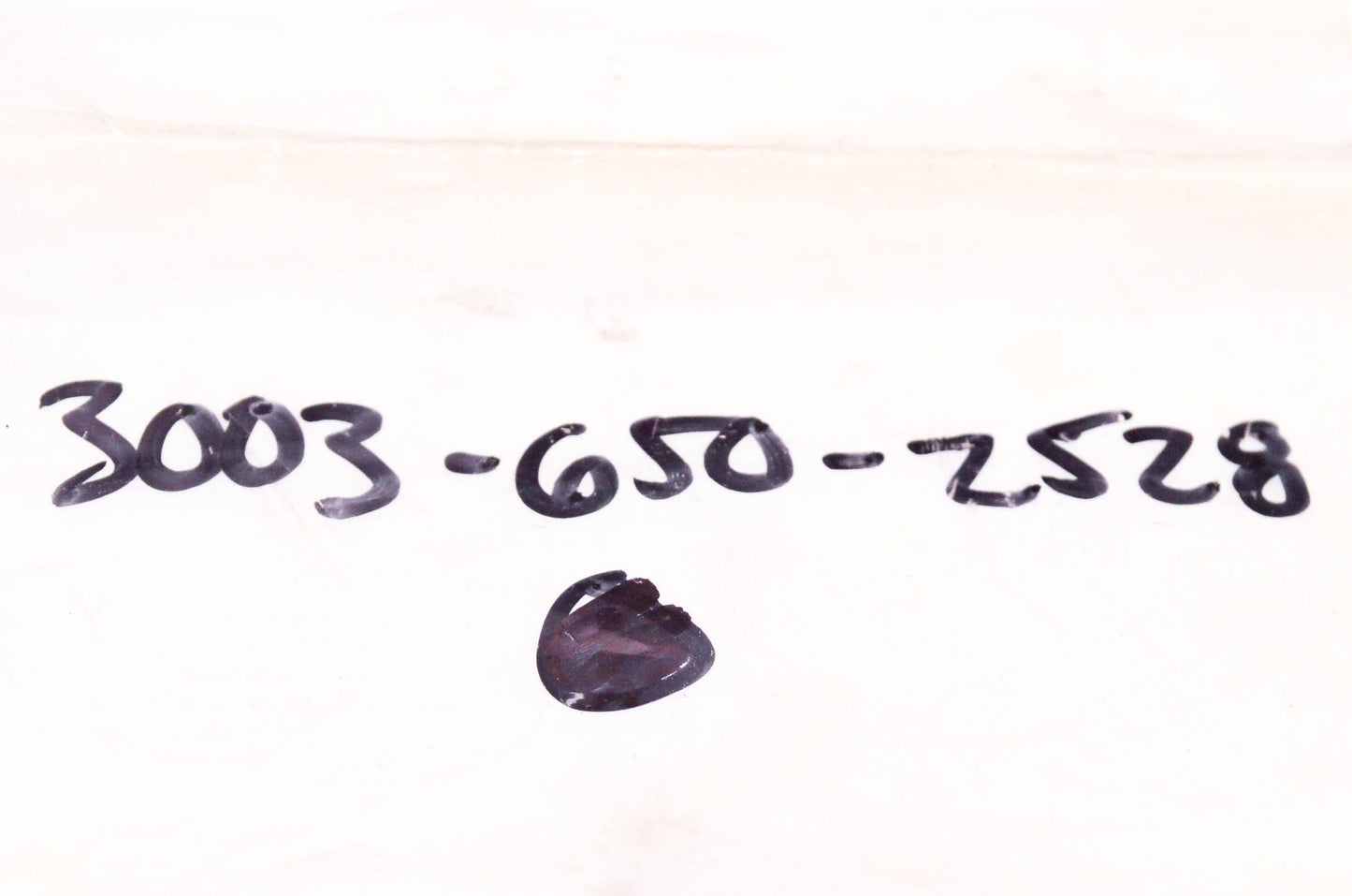 New OEM Stihl 3003-650-2528 Bar Nose Top NOS
