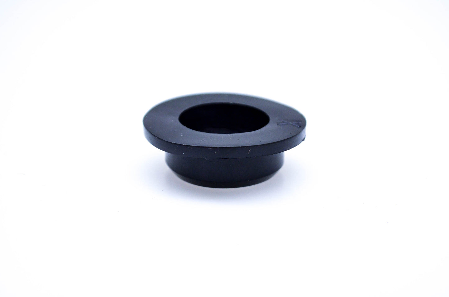 New OEM Polaris 7052305 Grommet NOS