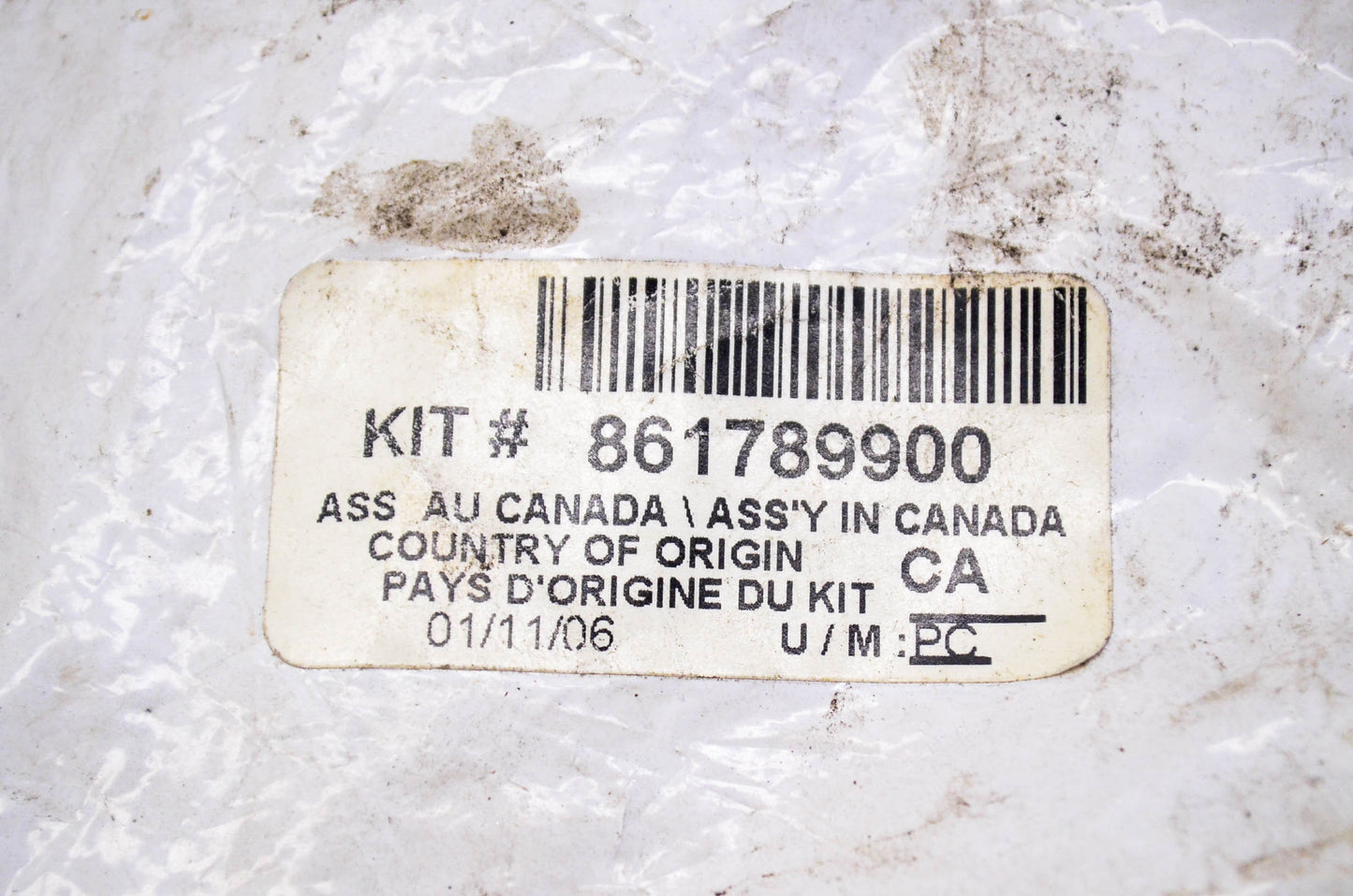 New Aftermarket 861789900 Windshield Hardware Kit NOS
