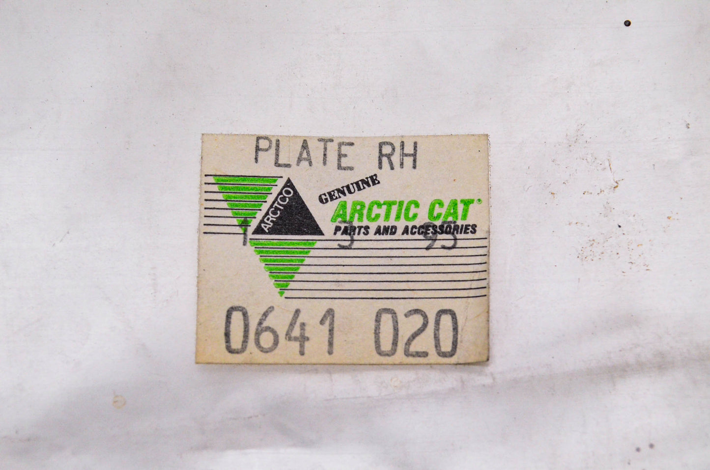 New OEM Arctic Cat 0641-020 Right Hand Running Board Grip Plate NOS