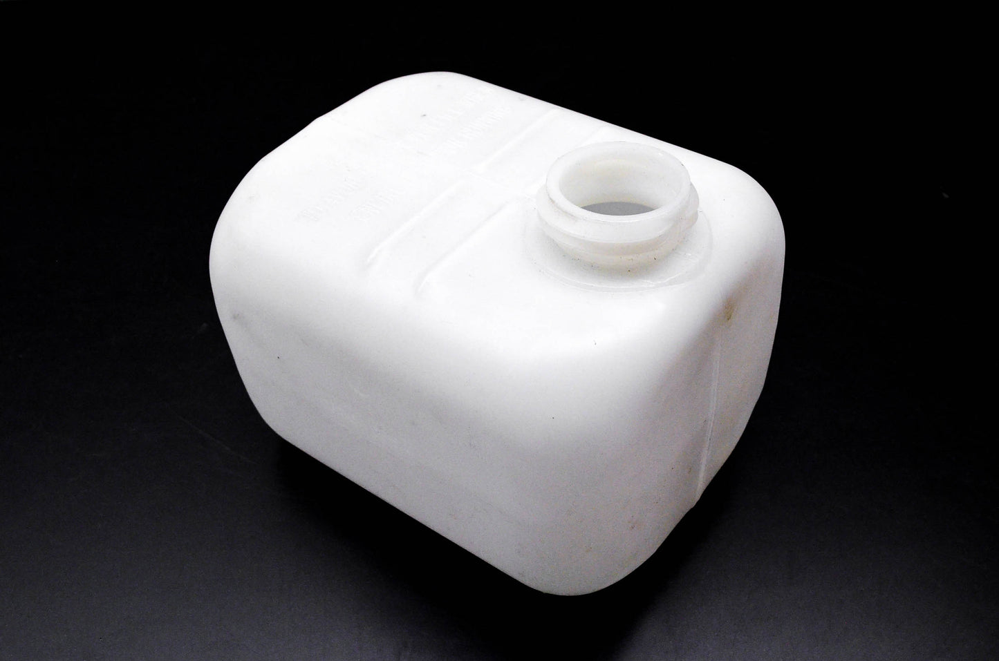 New OEM Arctic Cat 0670-065A, 0670-065 Snowmobile Kitty Cat Gas Tank NOS