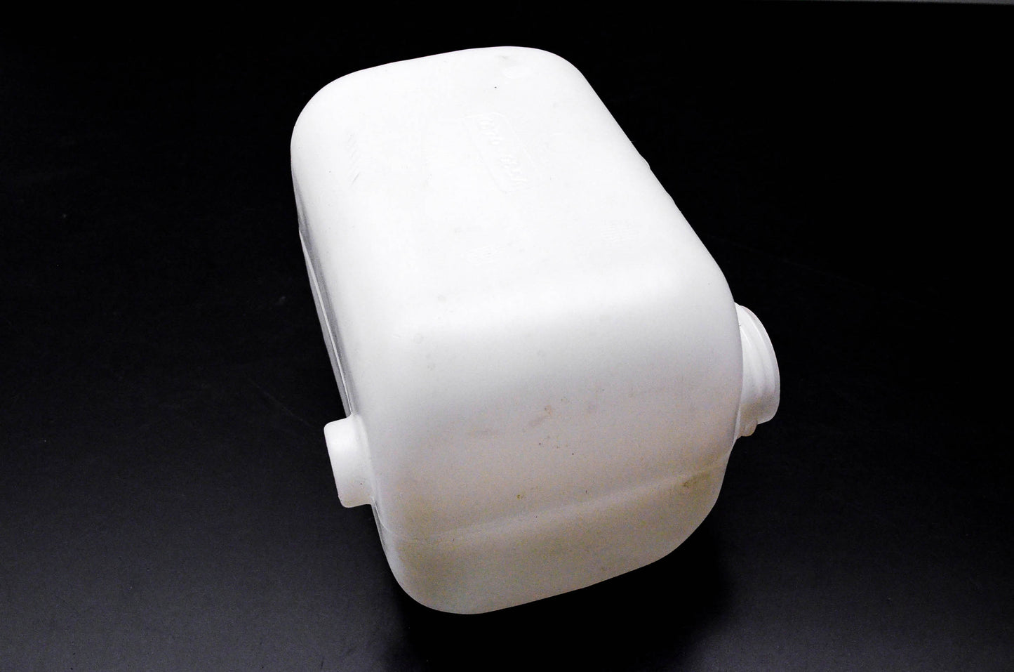 New OEM Arctic Cat 0670-065A, 0670-065 Snowmobile Kitty Cat Gas Tank NOS