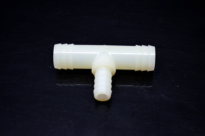 New OEM Arctic Cat 1673-162 Tigershark Tee Fitting 3/8x5/8x5/8 NOS