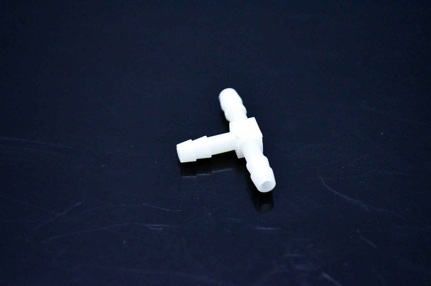 New OEM Arctic Cat 0670-013 Gas Line Tee 1/8x1/8x1/8 NOS