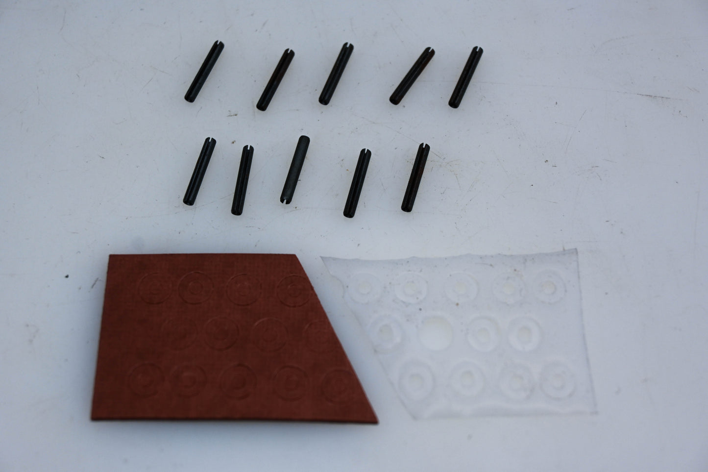 New OEM Briggs & Stratton 391413 Carburetor Repair Kit Qty 10 NOS