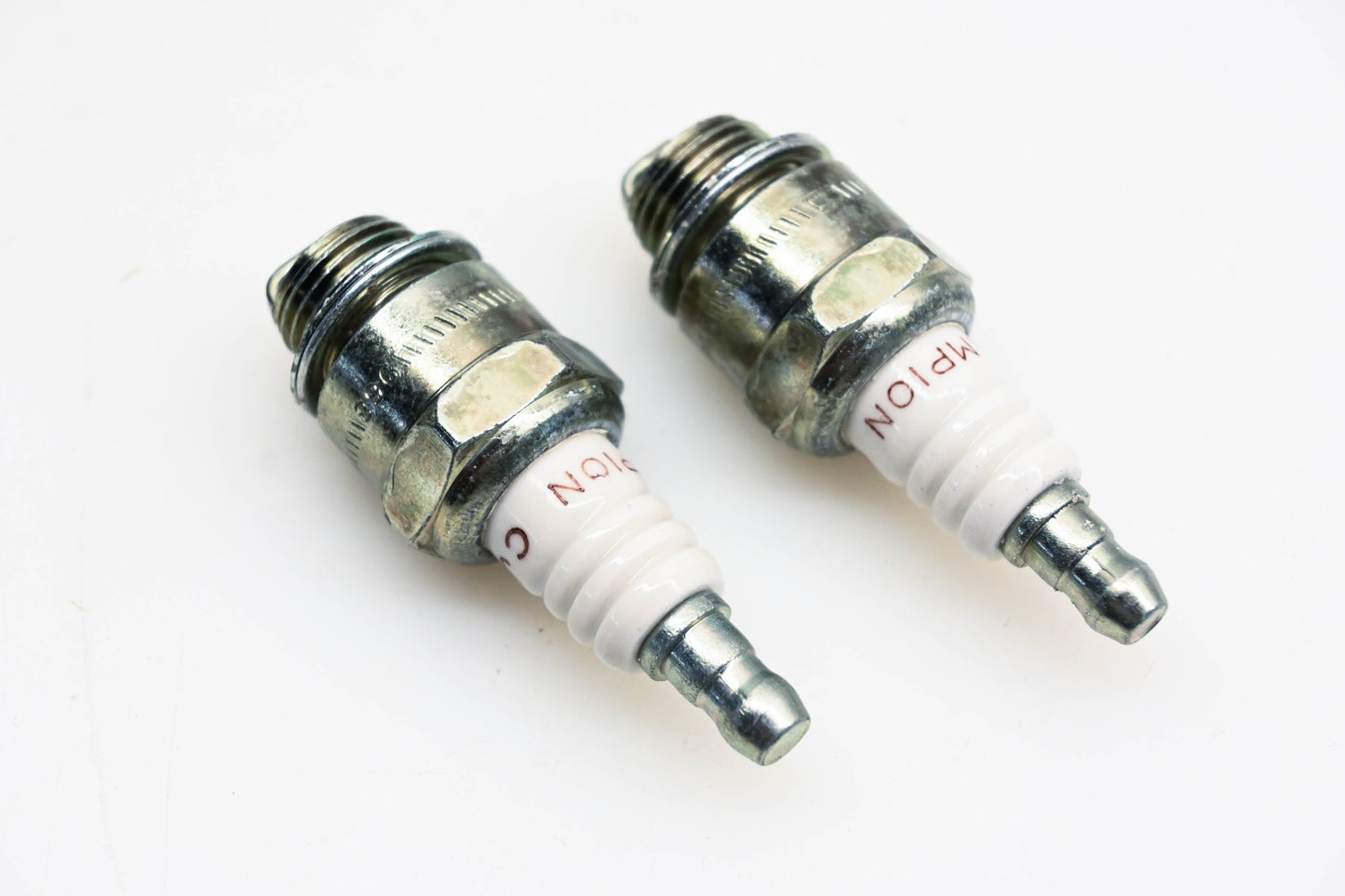 Champion CJ14 Sparkplugs Qty 2 NOS
