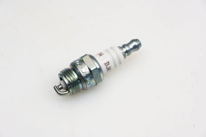 Champion DJ6Y Sparkplug NOS