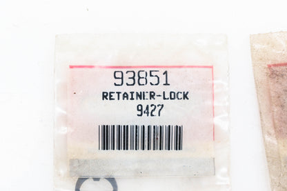 New OEM Briggs & Stratton 93851 Lock Retainer Rings Qty 2 NOS