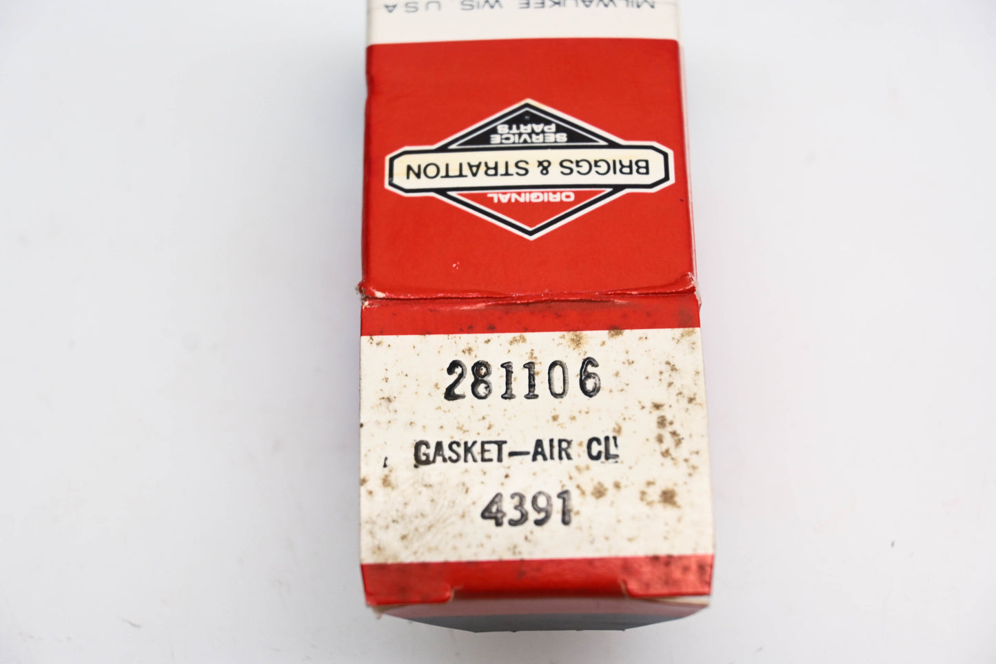 New OEM Briggs & Stratton 281106 Air Cleaner Gasket NOS