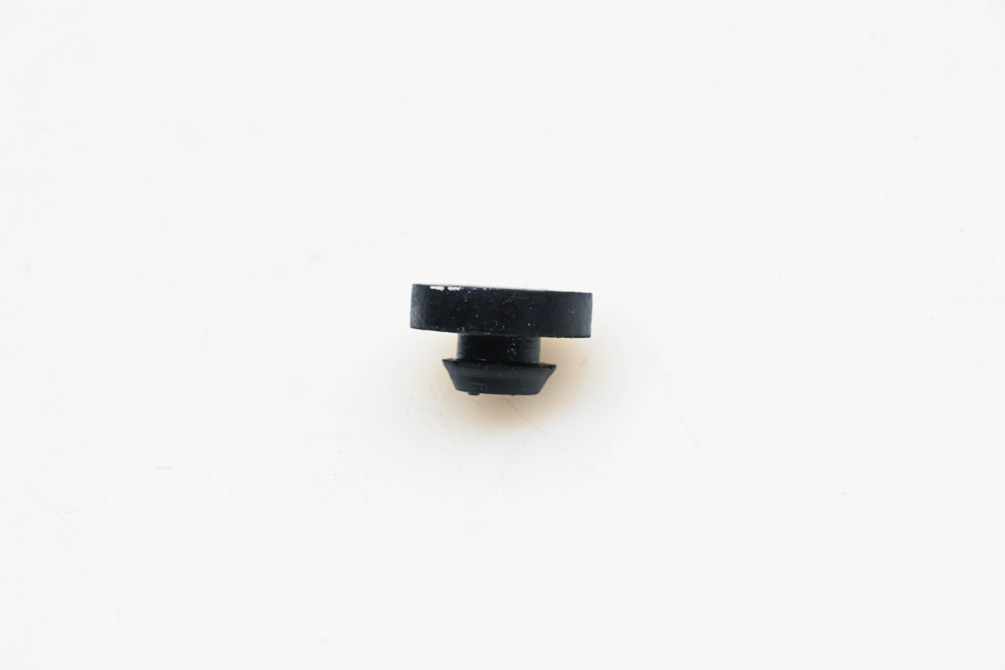 Exmark 1-513658 Rubber Bumper NOS