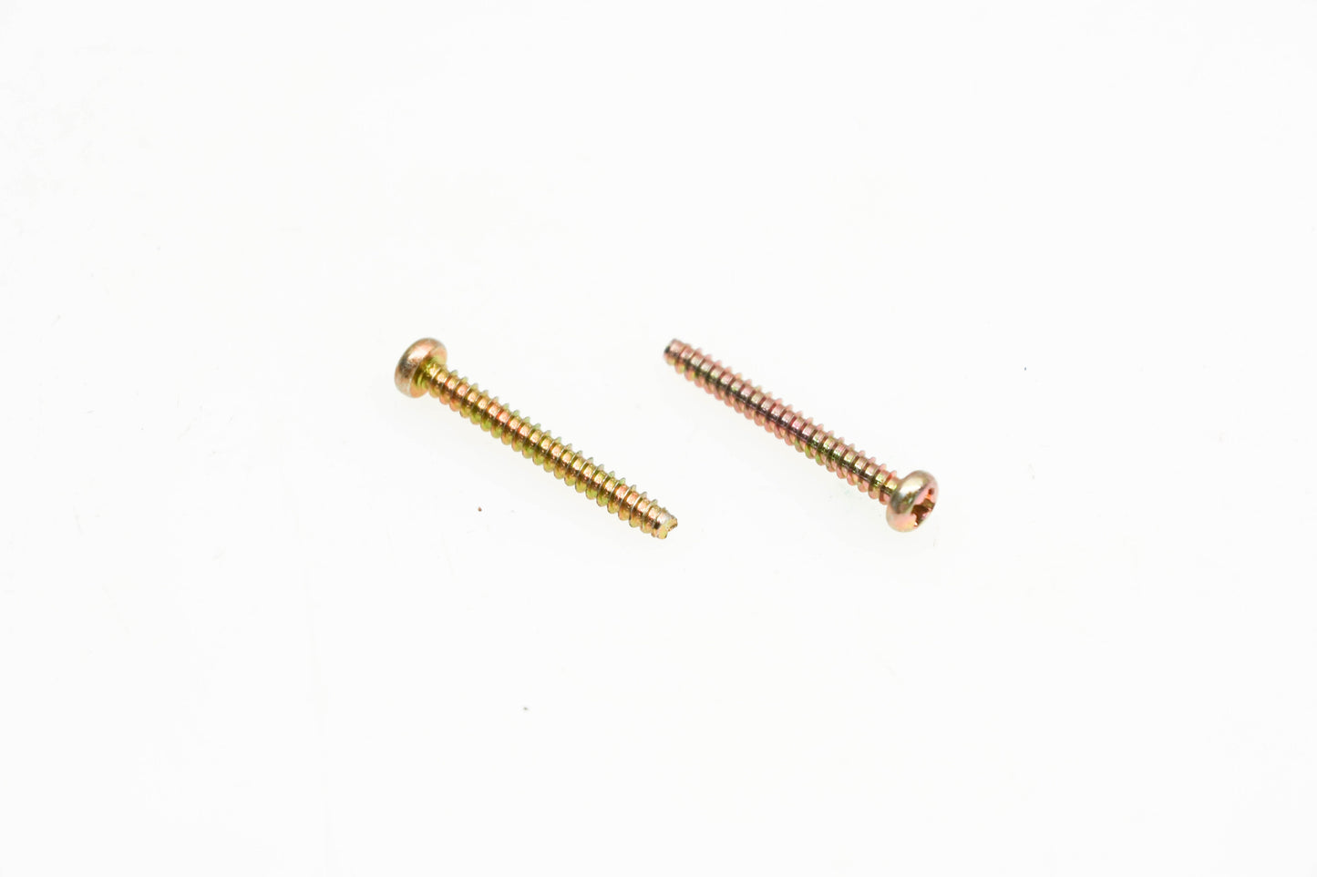 New OEM Echo 90024603025 Screws Qty 2 NOS