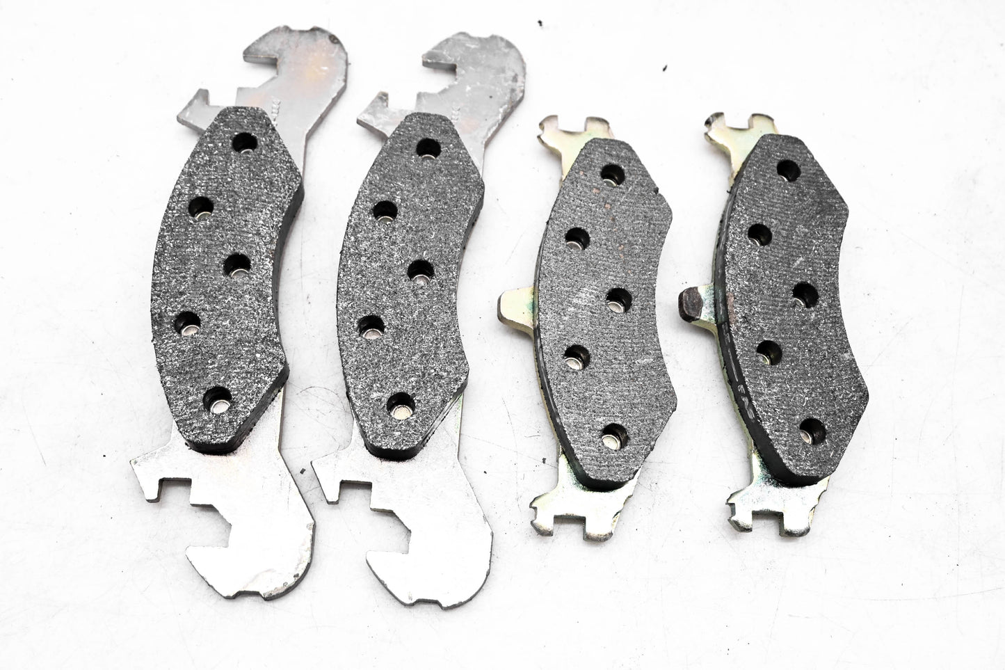 Parts Master MD221 Brake Pad Kit NOS