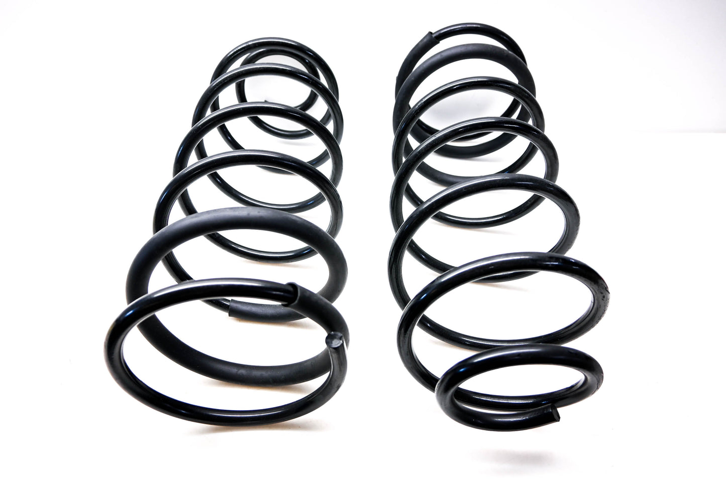 Roadmates 110160, CC630 Coil Spring Kit NOS