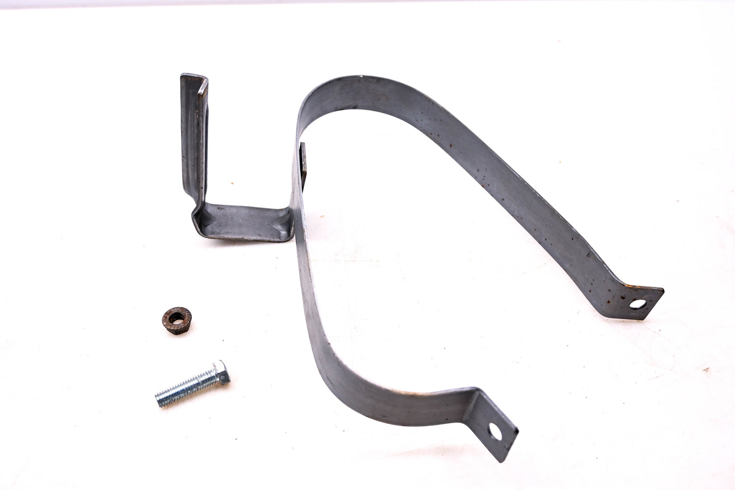 Chrysler 823, BR-778, 35703 Muffler Strap