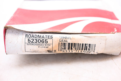 Roadmates 523065, 71-21898 Wheel Seal NOS
