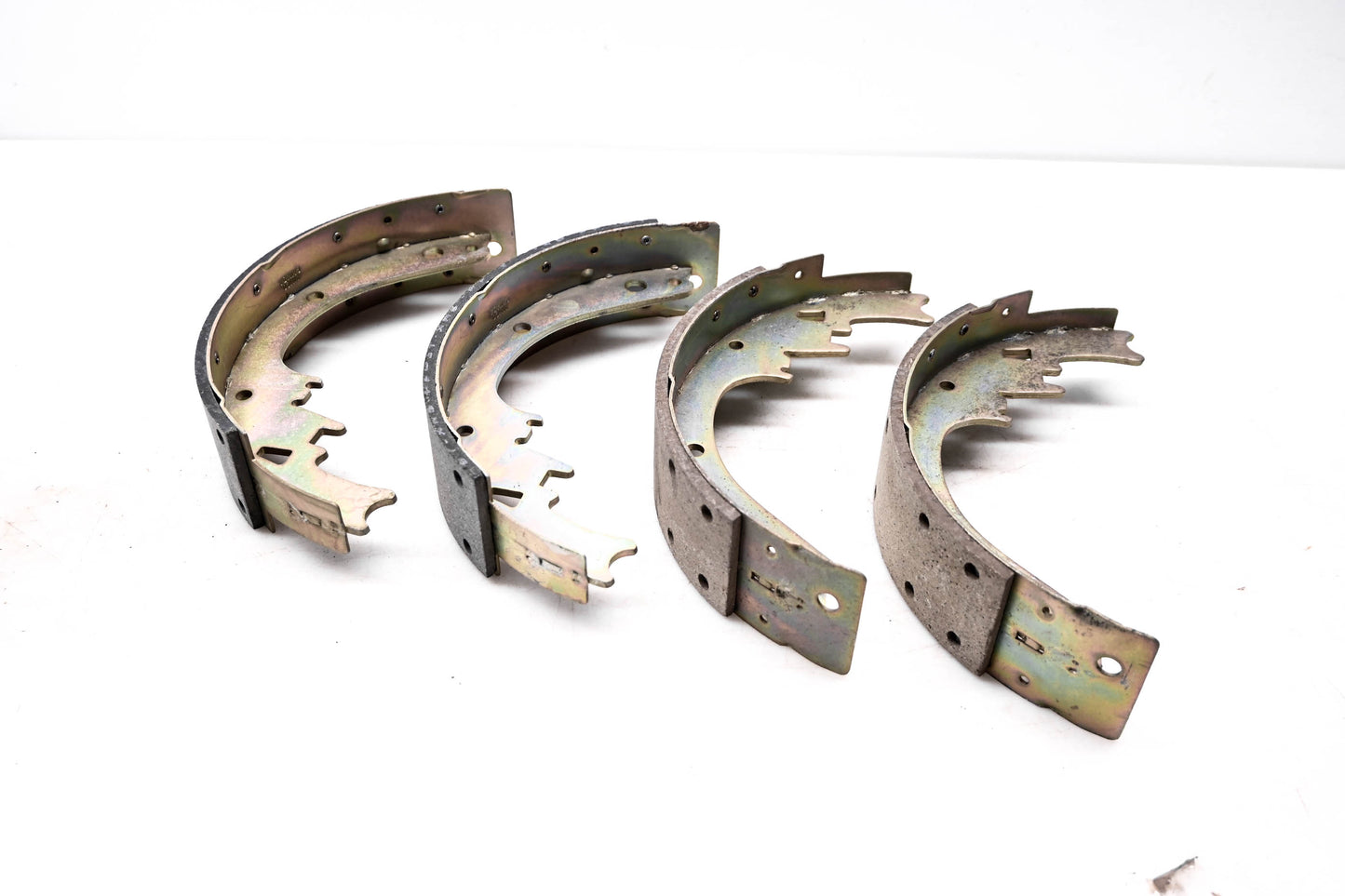 Guardian 261 Relined Brake Shoes Kit NOS