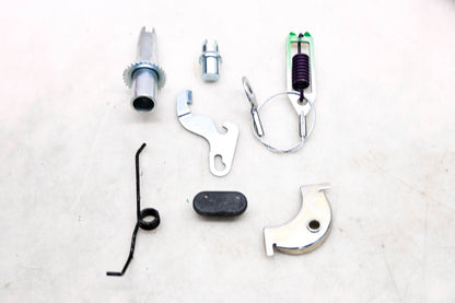 Carlson H2662, 13-7401-4X1 Drum Brake Hardware kit NOS