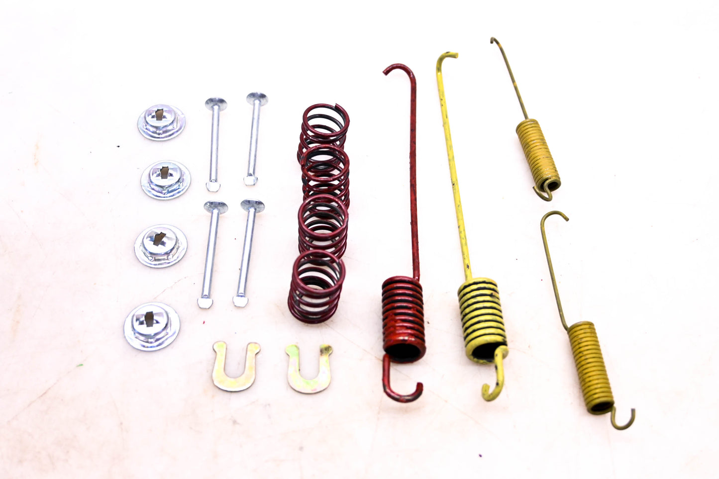Carlson H7286, 13-7762-4X1 Drum Brake Hardware kit NOS