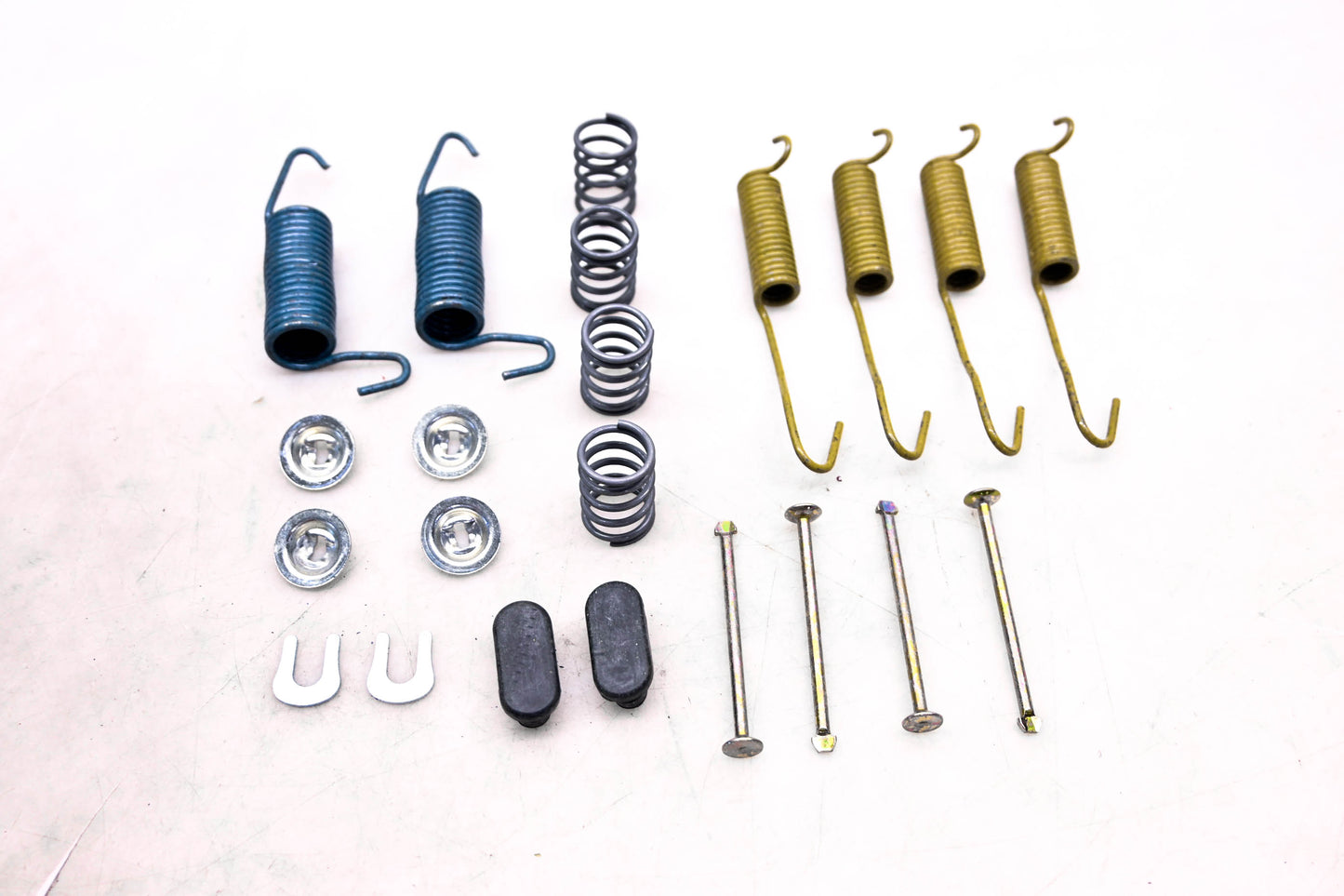 Carlson H7267, 13-7947-6X1 Drum Brake Hardware kit NOS