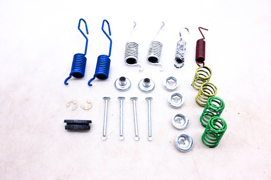 Carlson H7104, 13-7951-4X1 Drum Brake Hardware kit NOS