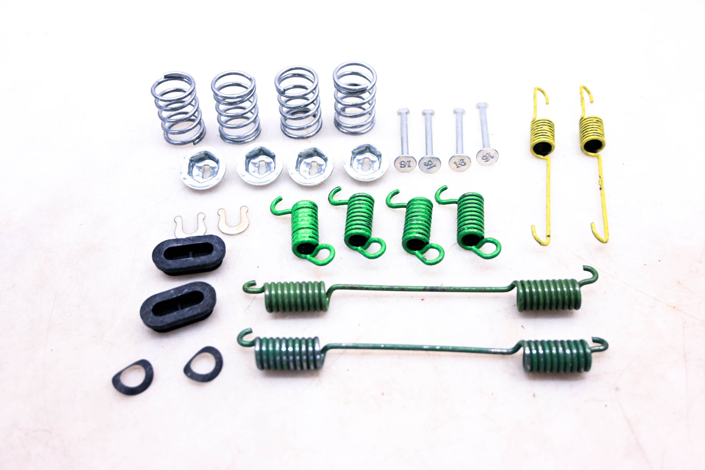 Carlson H7278, 13-7719-0X1 Drum Brake Hardware kit NOS