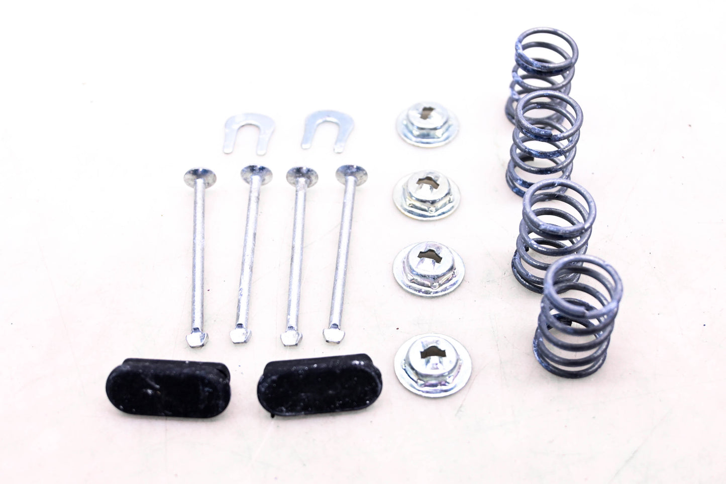Carlson H4095-2, 13-7888-6 Drum Brake Hold Down Kit NOS