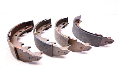 Parts Master FB523 Brake Shoes Kit NOS