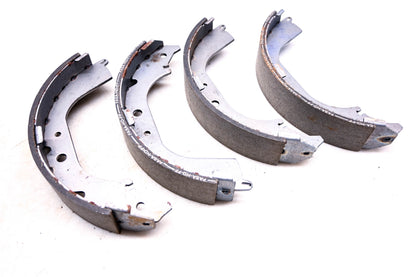 Parts Master FB568 Brake Shoes Kit NOS