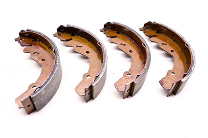 Parts Master FB520 Brake Shoes Kit NOS