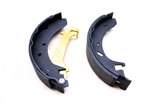 Parts Master FB696 Brake Shoes Kit NOS