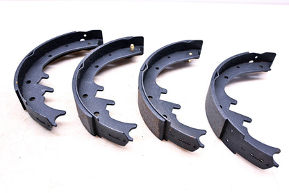 Parts Master FB670 Brake Shoes Kit NOS