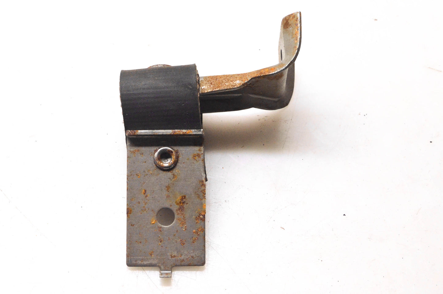 Nickson Industries 822, BR 202C, F1-I775 Tail Pipe Bracket NOS